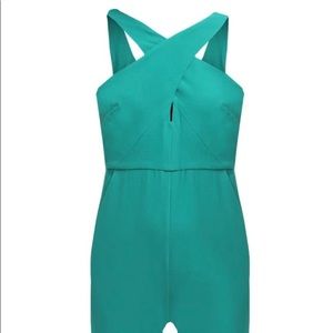 Emerald Green BCBG jumpsuit Taille